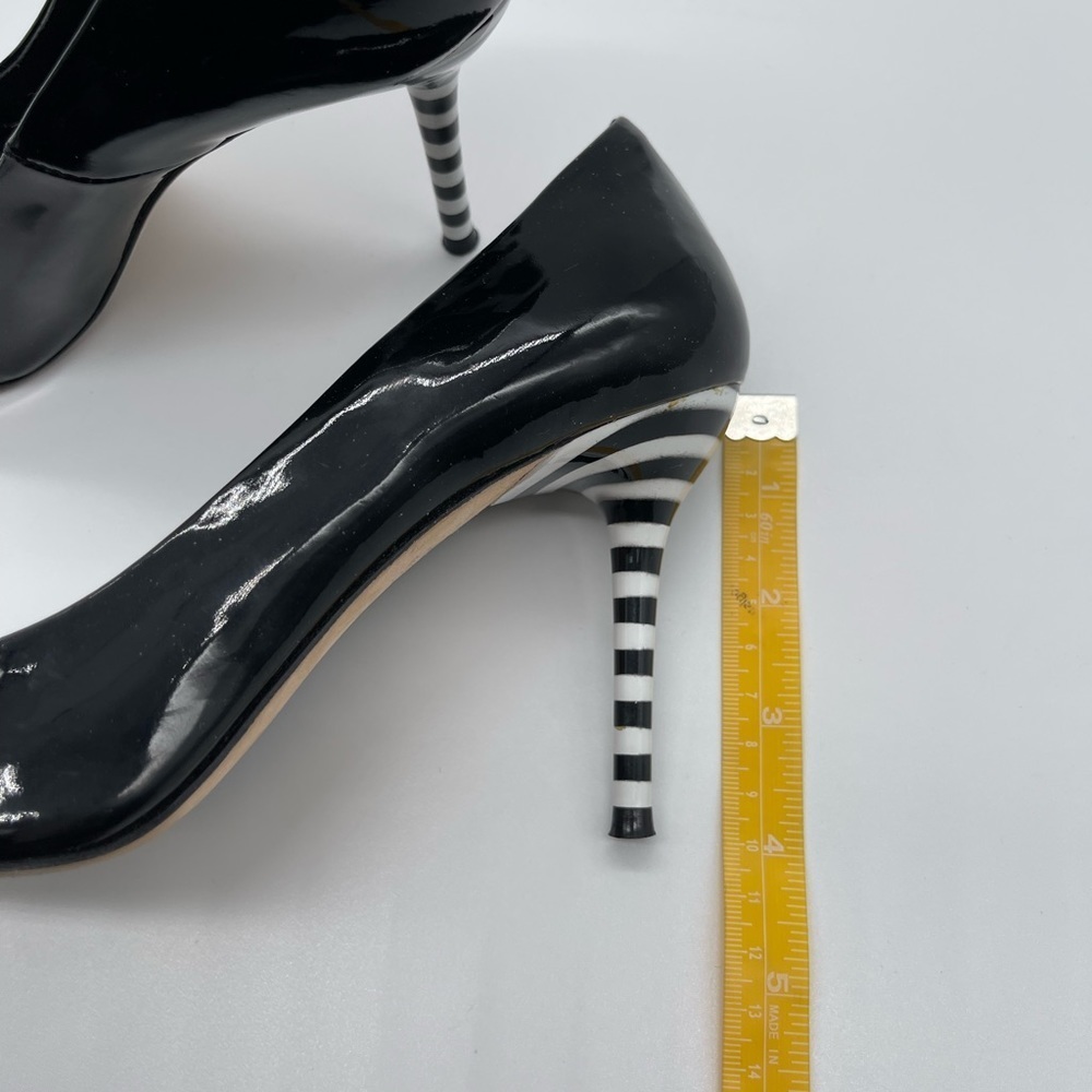Salvatore Ferragamo Patent Leather/ Stripped Heels - Picture 6 of 8